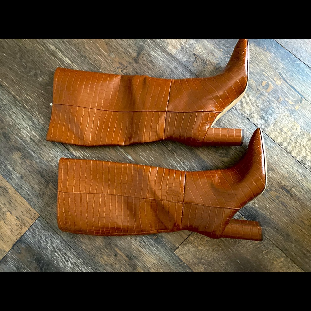 Moc-Croc heeled boots